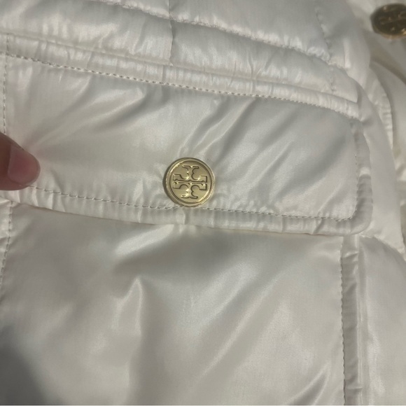 Tory Burch Quilted Puffer Jacket Large Snap Button in Cream Sz L Slim Fit Chic - Picture 5 of 14